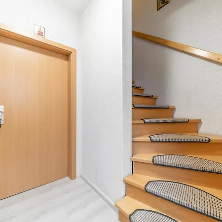 아파트 Privatapartment 랏젠